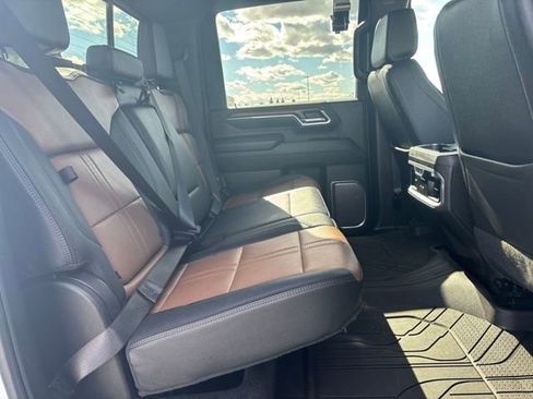 Certified 2024 Chevrolet Silverado 3500 High Country w/ Technology Package image 24