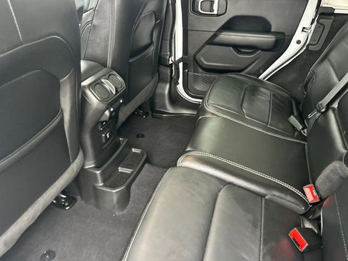 Used 2019 Jeep Wrangler Unlimited Sahara w/ Safety Group image 29