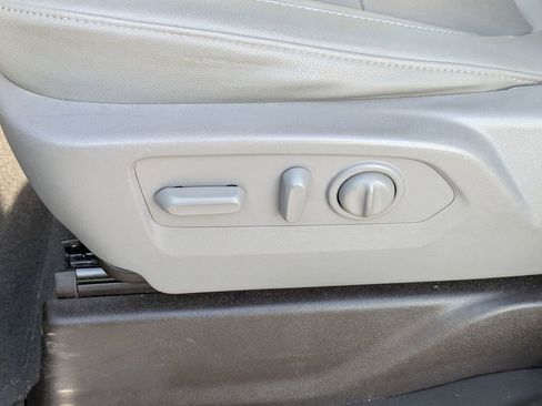 Used 2021 Chevrolet Silverado 2500 LTZ w/ LTZ Plus Package image 16