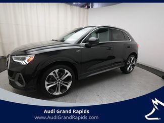 Used 2019 Audi Q3 2.0T Prestige w/ Prestige Package AWD/4WD video 1