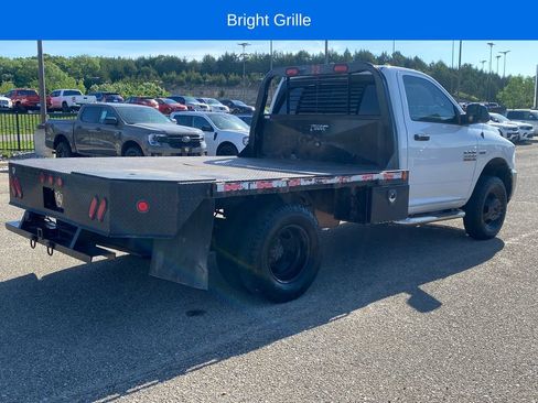 Used 2018 RAM 3500 Tradesman w/ Chrome Appearance Group AWD/4WD image 6