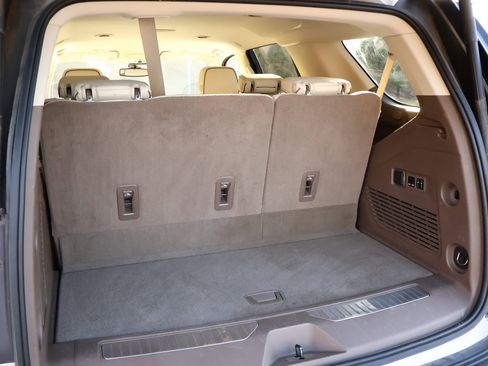 Used 2021 GMC Yukon Denali image 28