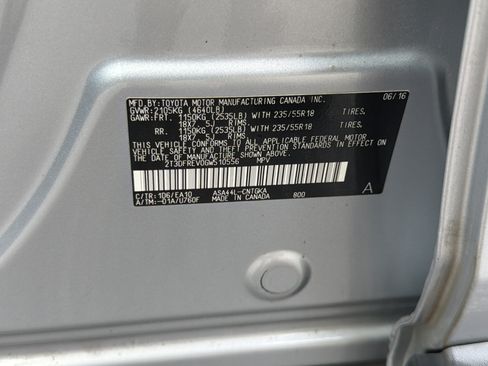 Used 2016 Toyota RAV4 Limited AWD/4WD image 31