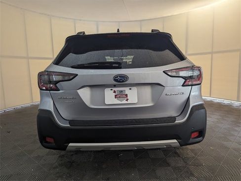 Certified 2025 Subaru Outback Limited image 13