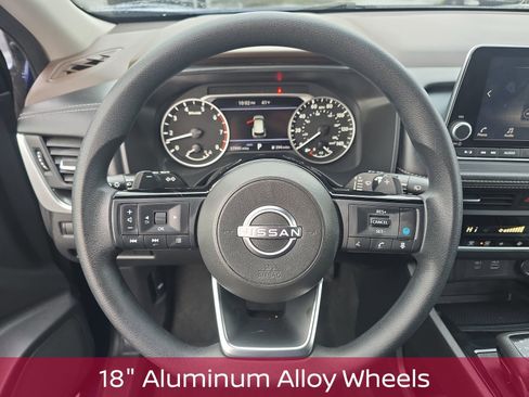 Used 2023 Nissan Rogue SV image 16