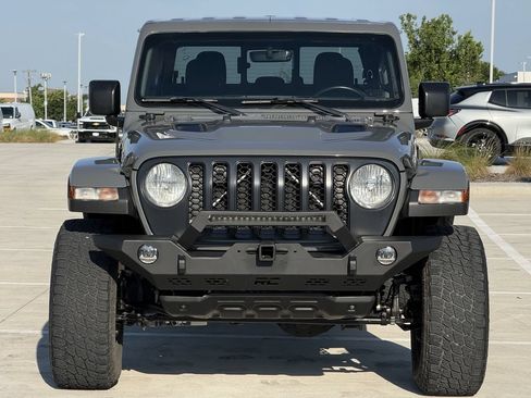 Used 2021 Jeep Gladiator Rubicon AWD/4WD image 6