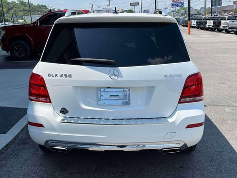 Used 2014 Mercedes-Benz GLK 250 BlueTEC 4MATIC image 4