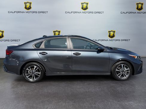 Used 2024 Kia Forte LXS FWD image 6