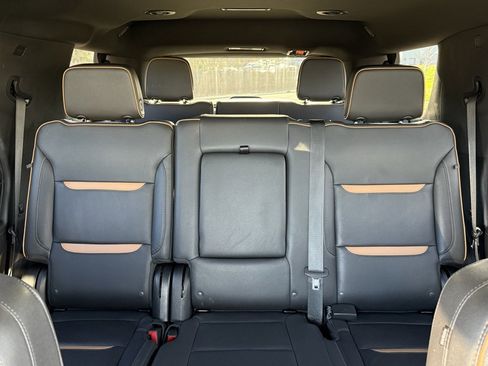 Used 2023 GMC Yukon AT4 image 31