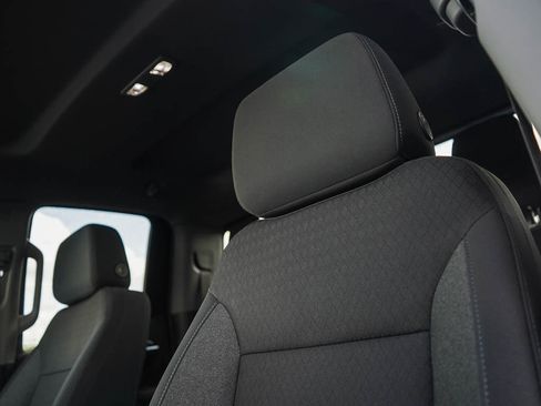 New 2026 GMC Sierra 1500 Elevation image 18