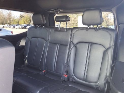 Used 2022 Jeep Wagoneer Series II image 9