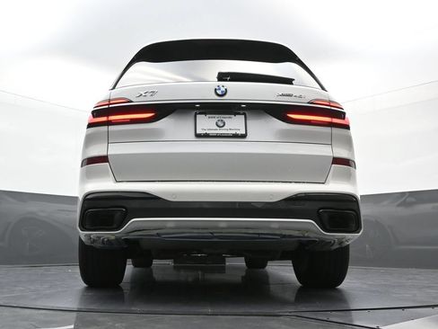Used 2026 BMW X7 xDrive40i w/ Executive Package AWD/4WD image 29
