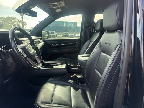 Used 2022 GMC Yukon Denali AWD/4WD image 9