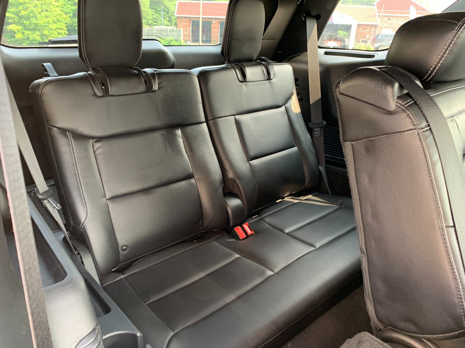 Used 2022 Ford Explorer ST AWD/4WD image 43