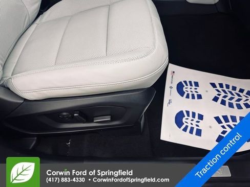 New 2026 Ford Explorer Platinum w/ LUX Leather Package image 13