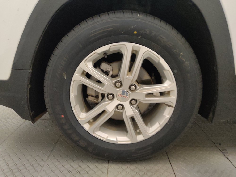 Used 2022 GMC Terrain SLT FWD image 31
