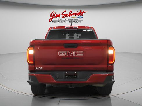 Used 2023 GMC Canyon Denali AWD/4WD image 5