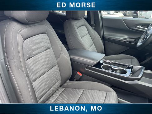 Used 2025 Chevrolet Equinox LT FWD image 25