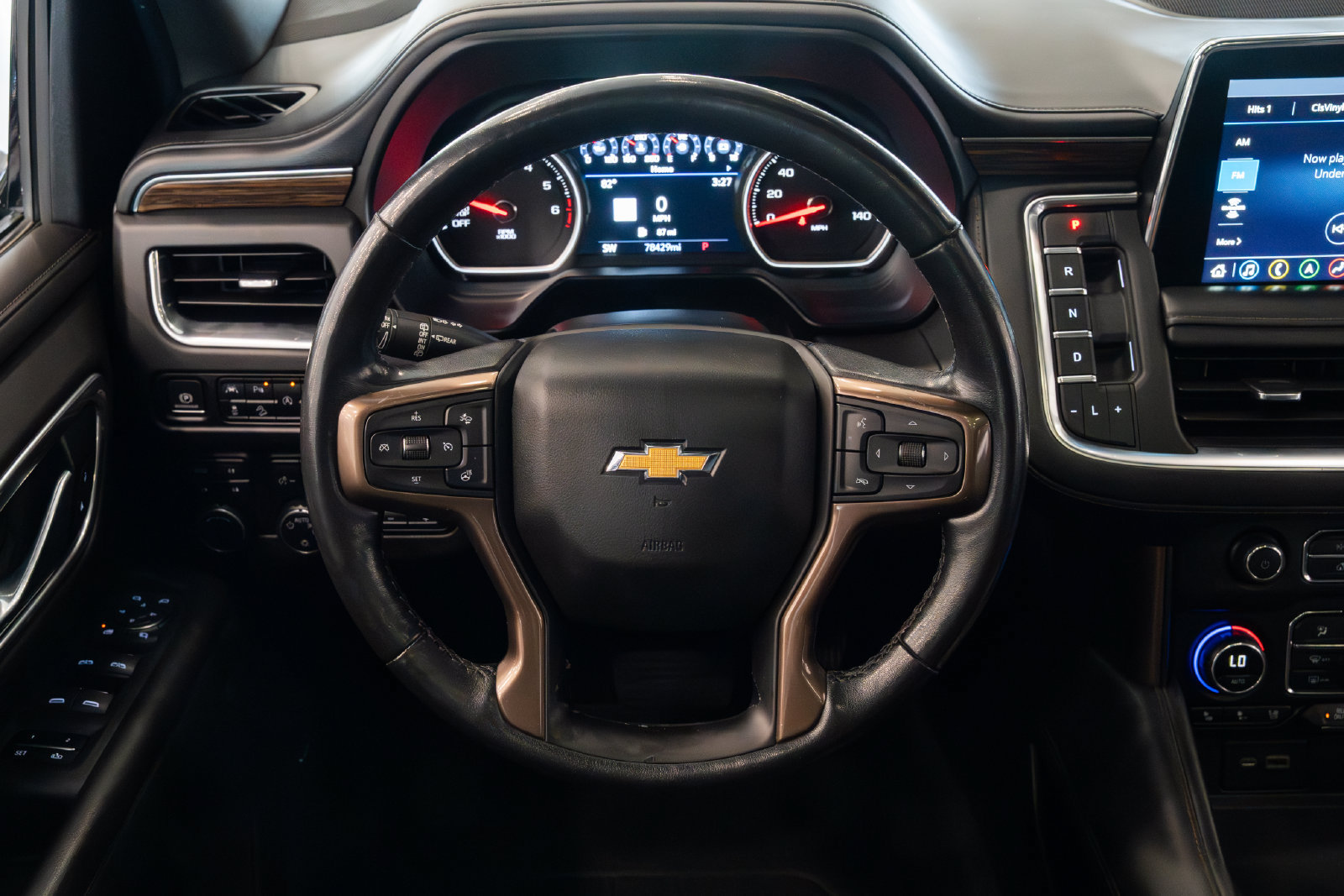 Used 2021 Chevrolet Tahoe High Country w/ Premium Package AWD/4WD image 12