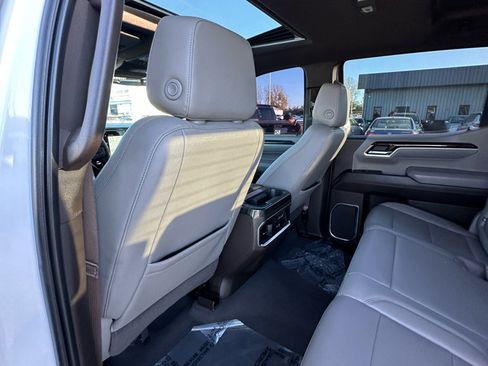 Used 2022 GMC Sierra 1500 SLT image 46