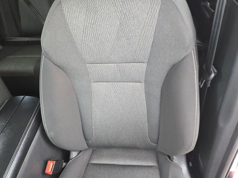 Used 2025 Nissan Rogue SV image 20