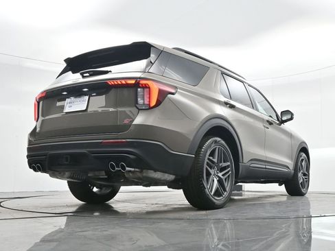 New 2026 Ford Explorer ST w/ Sun And Sound Package AWD/4WD image 41