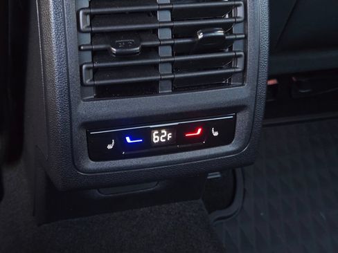 Certified 2024 Volkswagen Golf R AWD/4WD image 16