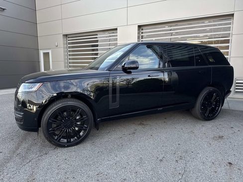 New 2026 Land Rover Range Rover Long Wheelbase SE AWD/4WD image 3