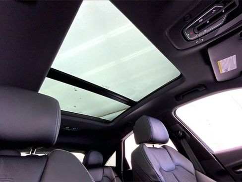 Certified 2022 Audi SQ5 Premium image 22