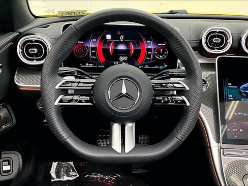 Used 2026 Mercedes-Benz CLE 300 4MATIC Cabriolet image 4