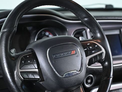 Used 2019 Dodge Challenger R/T w/ Driver Convenience Group image 14