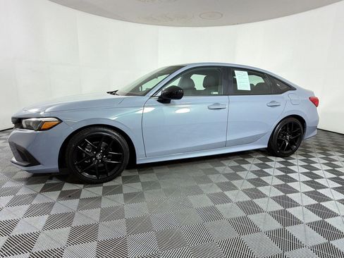 Used 2024 Honda Civic Sport image 17