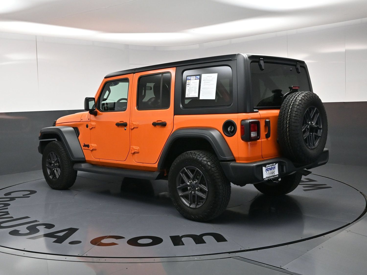 Used 2025 Jeep Wrangler Unlimited Sport AWD/4WD image 7