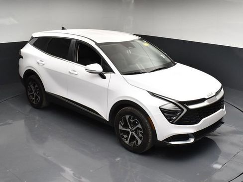 Used 2025 Kia Sportage EX FWD image 39