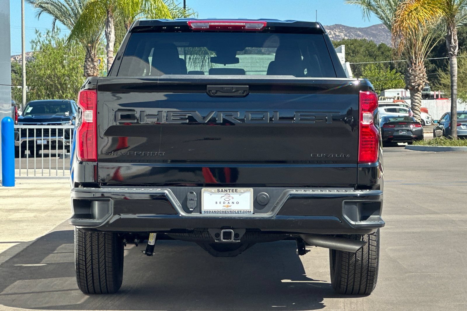 New 2026 Chevrolet Silverado 1500 Custom w/ LPO, Dark Essentials Package AWD/4WD image 5