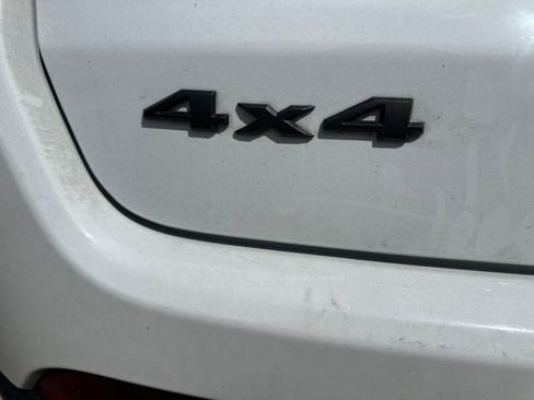 Used 2025 Jeep Compass Trailhawk AWD/4WD image 14