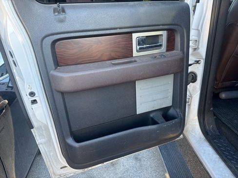 Used 2010 Ford F150 Platinum image 19