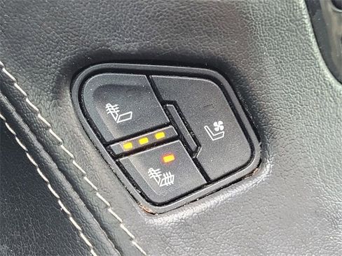 Used 2018 GMC Yukon SLT w/ Open Road Package image 25