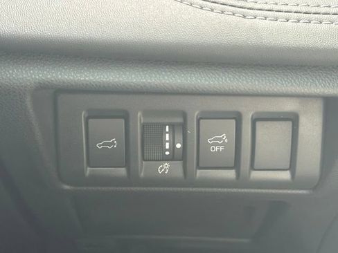 Certified 2024 Subaru Outback Limited AWD/4WD image 17
