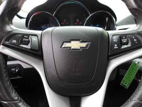 Used 2016 Chevrolet Cruze LT w/ Sun, Sound and Sport Package FWD image 16