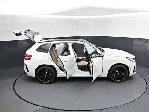 New 2026 BMW X3 xDrive30 w/ M Sport Package AWD/4WD image 47