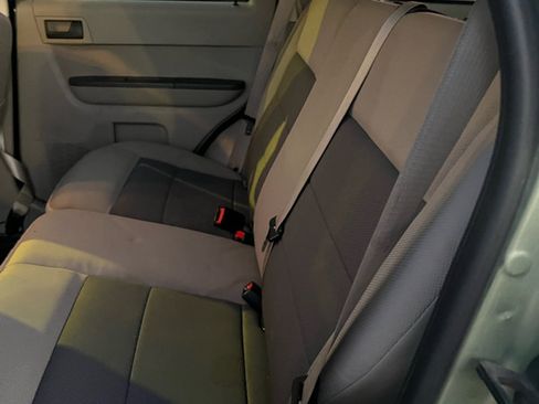 Used 2008 Ford Escape XLT image 9