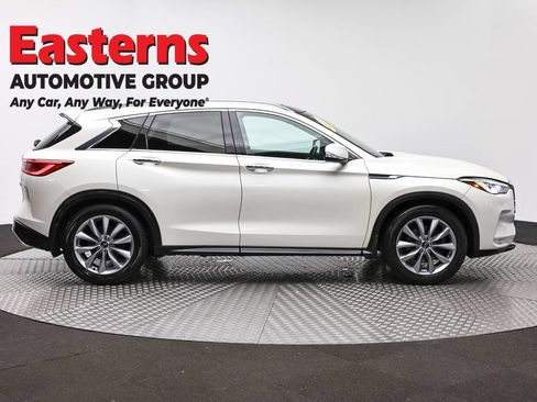 Used 2020 INFINITI QX50 Luxe w/ Navigation Package AWD/4WD image 4