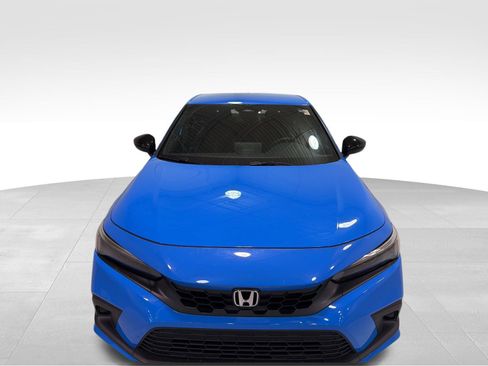 Used 2023 Honda Civic Sport image 9