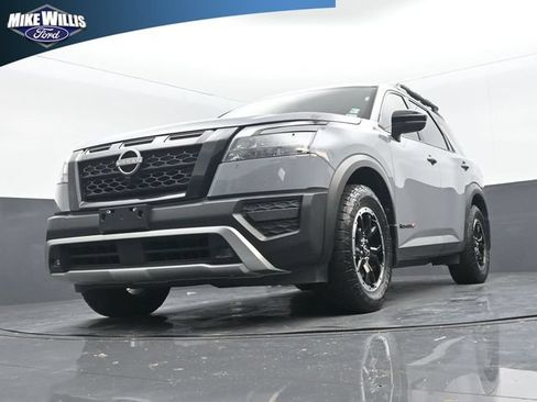 Used 2024 Nissan Pathfinder Rock Creek AWD/4WD image 19