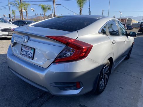 Used 2016 Honda Civic EX image 8