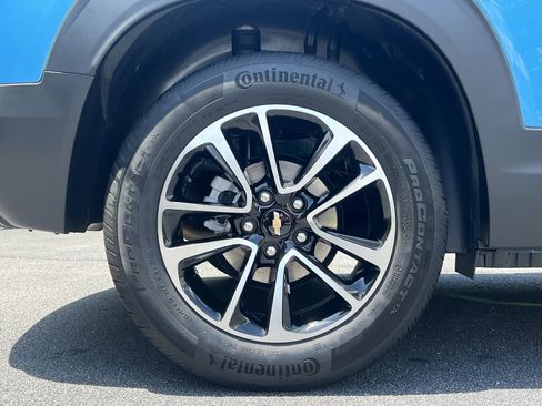Used 2025 Chevrolet TrailBlazer LT w/ Driver Confidence Package FWD image 13