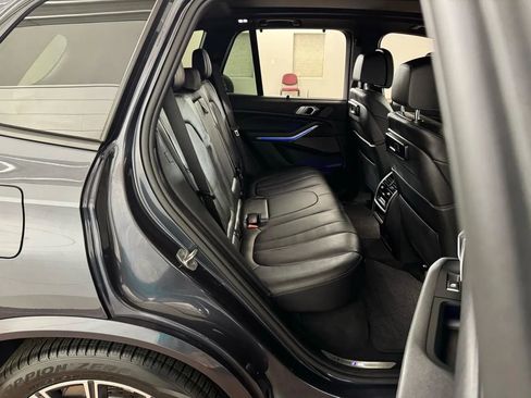 Used 2021 BMW X5 M50i AWD/4WD image 47
