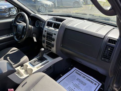 Used 2011 Ford Escape XLT w/ 201A Rapid Spec Order Code AWD/4WD image 22