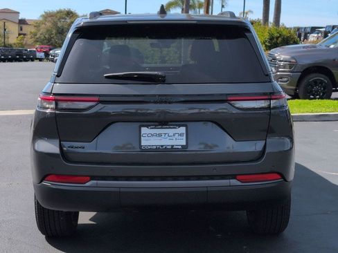 New 2026 Jeep Grand Cherokee Altitude AWD/4WD image 6